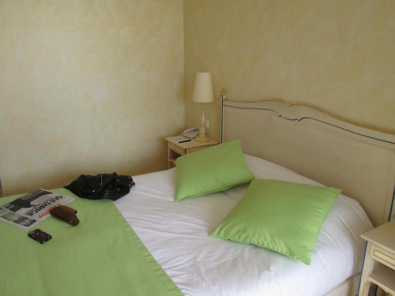 Hotel Ariane Istres Eksteriør bilde