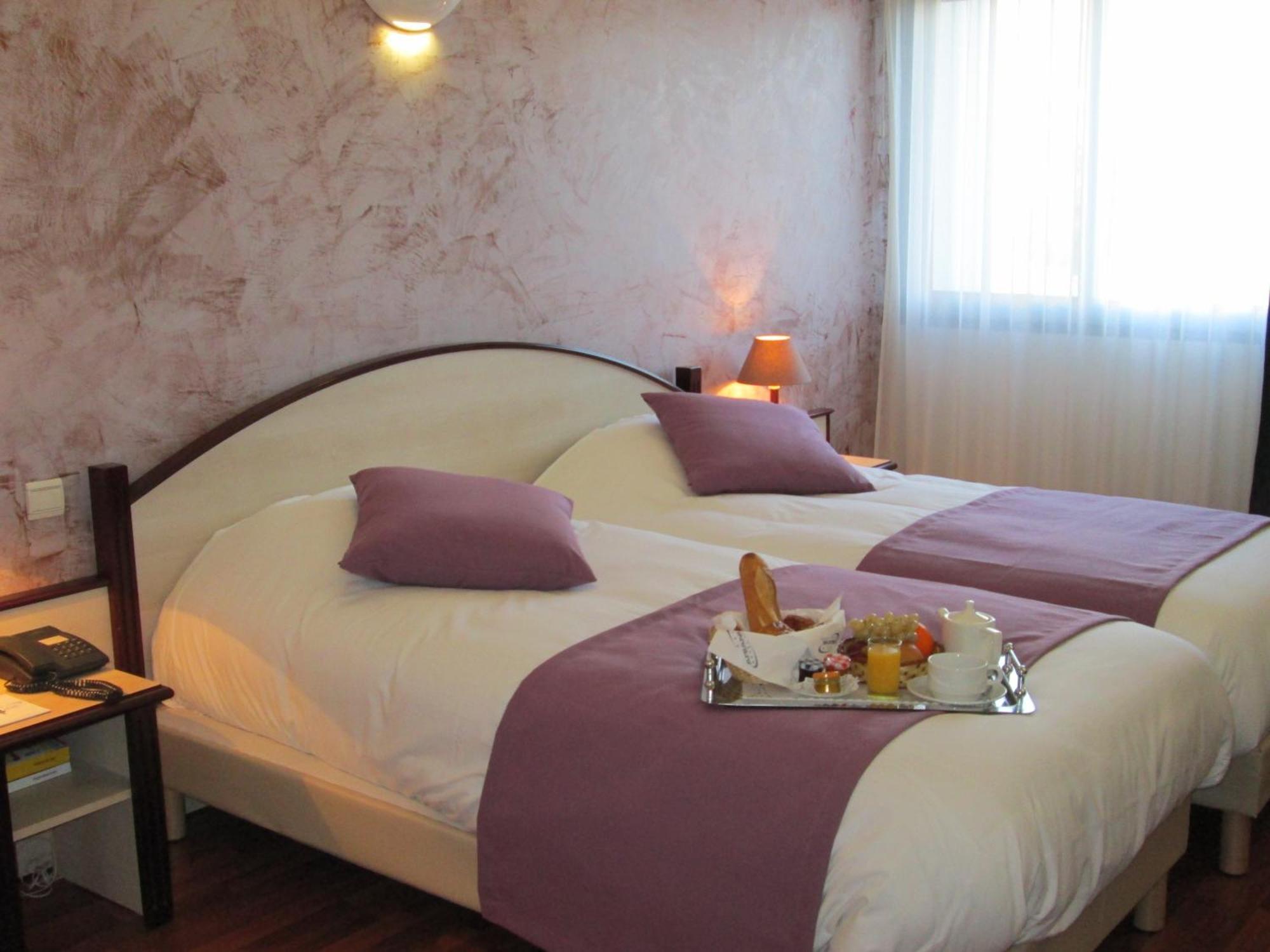 Hotel Ariane Istres Eksteriør bilde