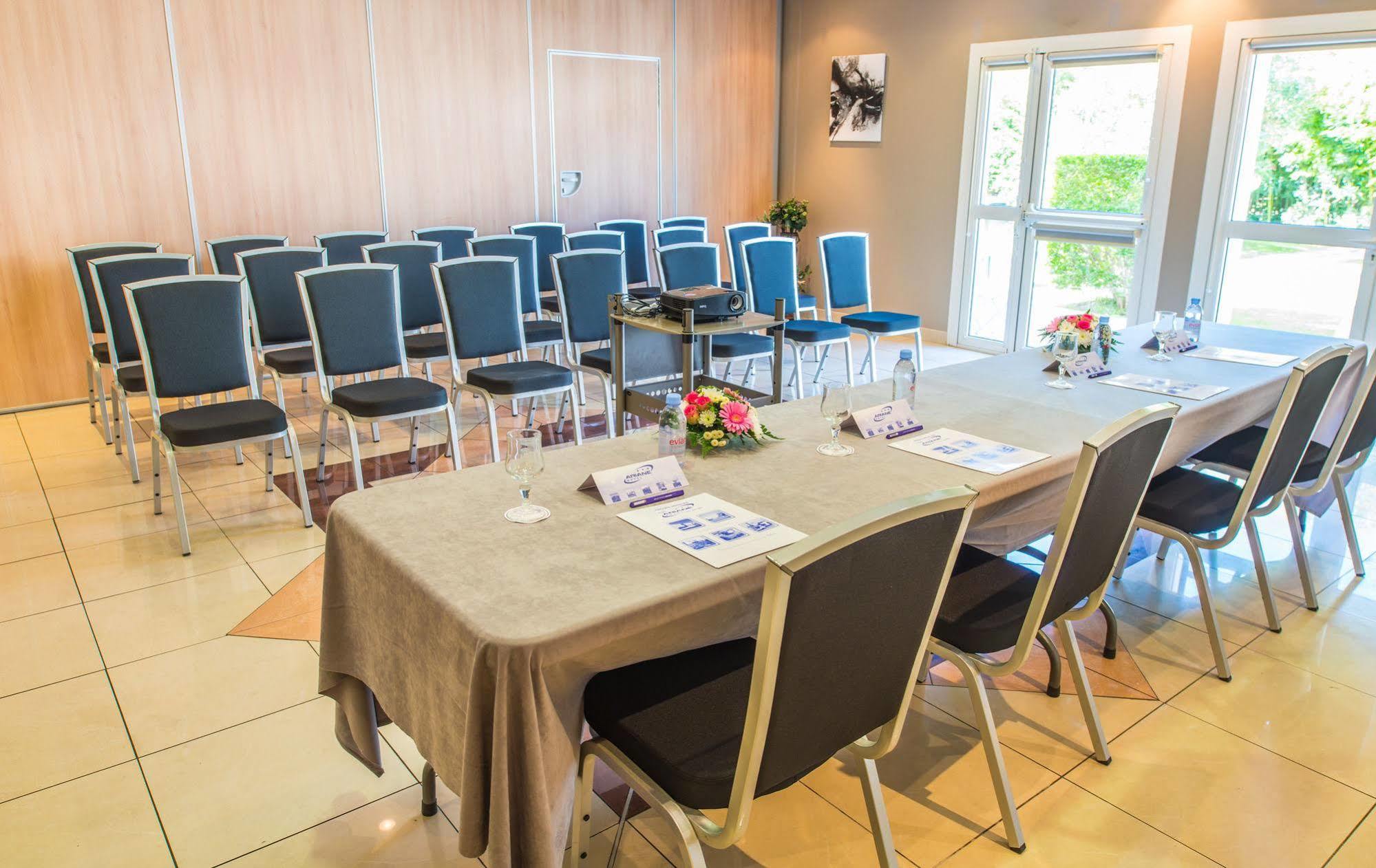 Hotel Ariane Istres Eksteriør bilde